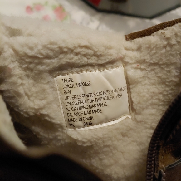 White Mountain Joker II Taupe Sued Boots Size 8.5. - Picture 6 of 13